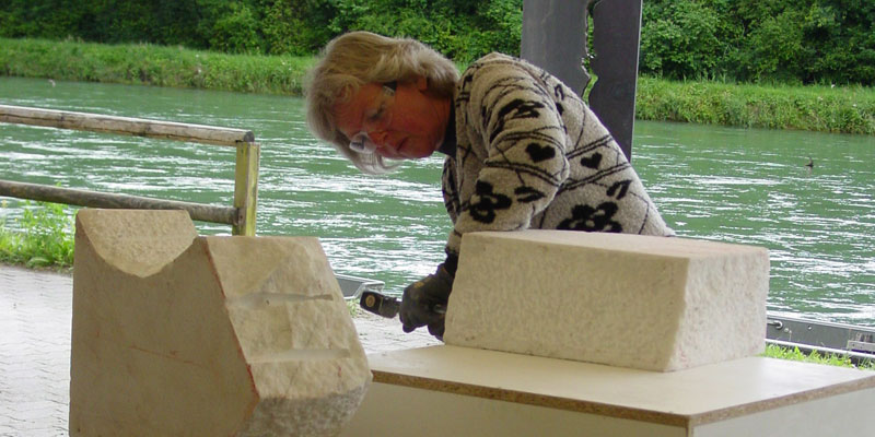 Steinbildhauen open air